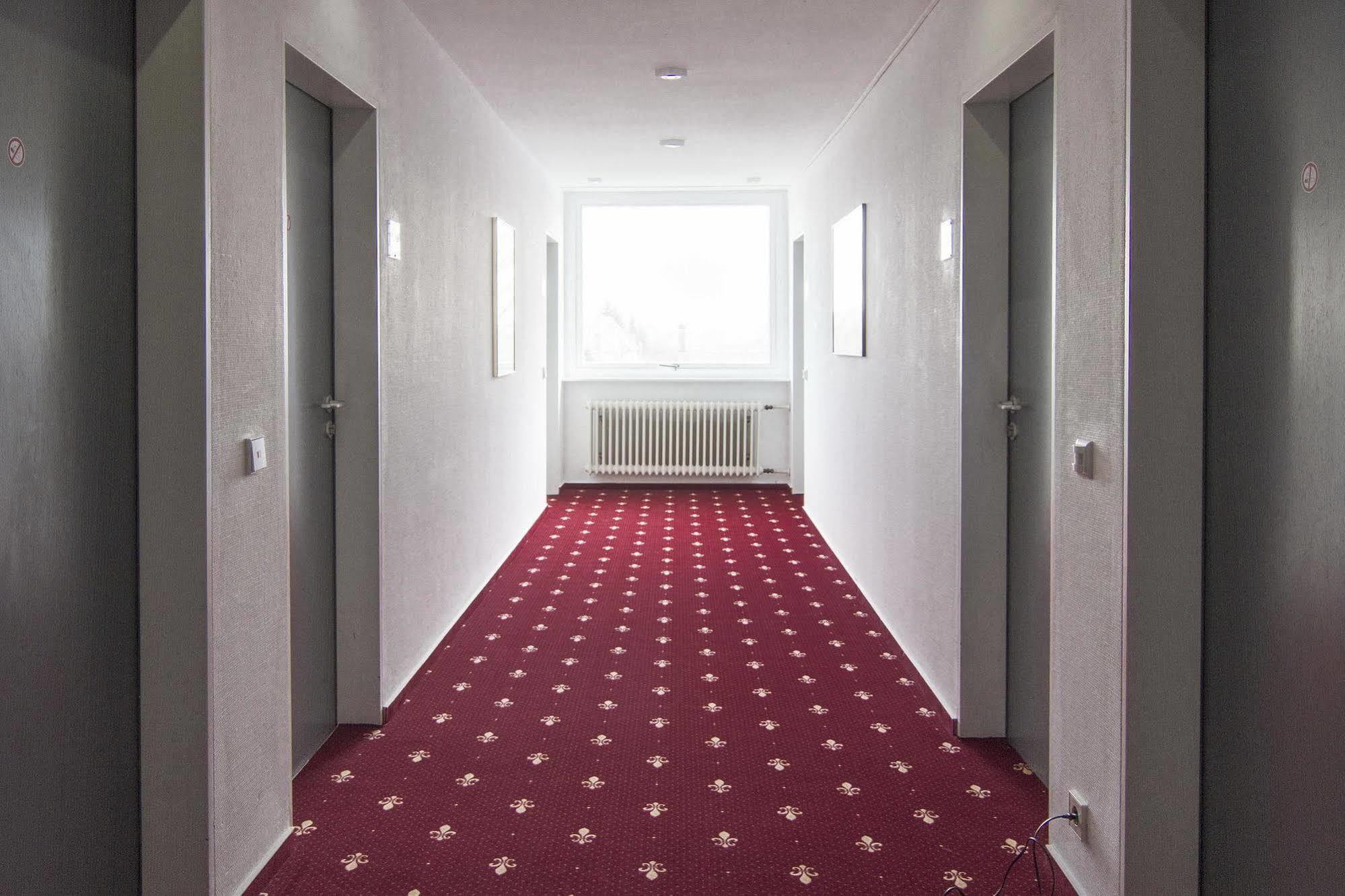 Hotel Maurer Karlsruhe Exterior foto